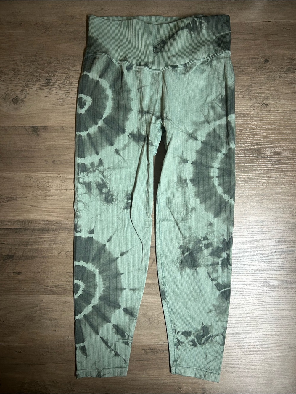 PINK Victoria's Secret Women’s Sage Green Tie-Dye Ribbed Leggings